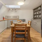 Spaceship 4 Luxury 4 Bedroom By Altoluxoexperience Short Lets & Serviced With Free Wifi & Parking Bristol