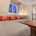 Spaceship 4 Luxury 4 Bedroom By Altoluxoexperience Short Lets & Serviced With Free Wifi & Parking * בריסטול