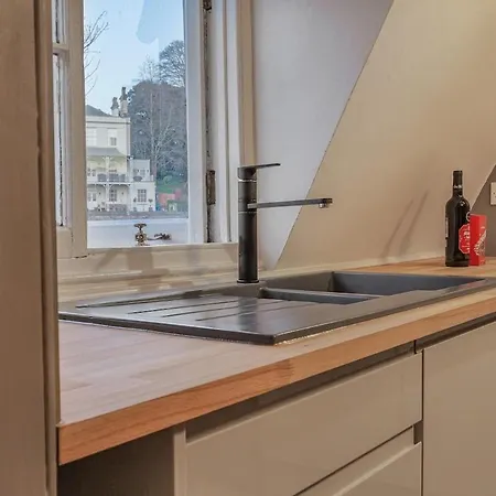 Spaceship 4 Luxury 4 Bedroom By Altoluxoexperience Short Lets & Serviced With Free Wifi & Parking