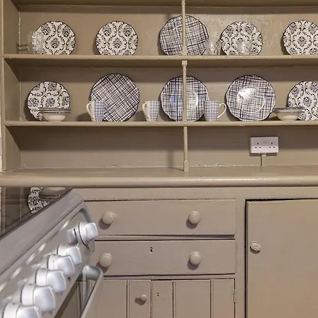 Apartment Spaceship 4 Luxury 4 Bedroom By Altoluxoexperience Short Lets & Serviced With Free Wifi & Parking