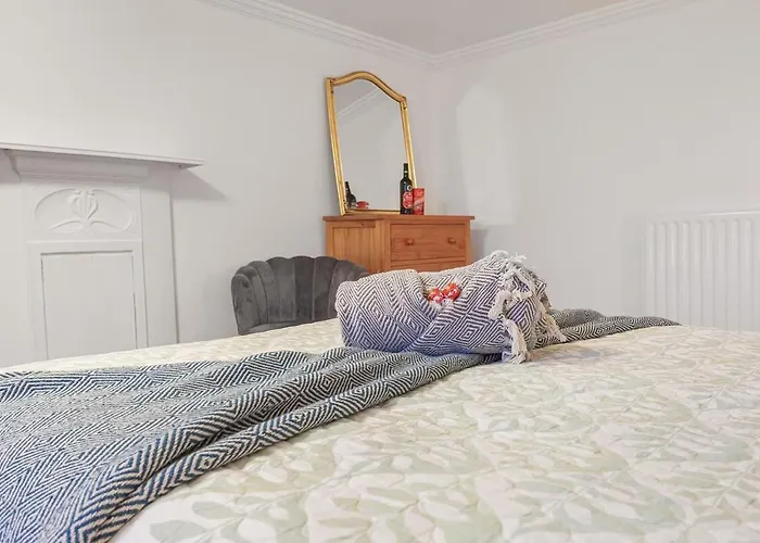 Spaceship 4 Luxury 4 Bedroom By Altoluxoexperience Short Lets & Serviced With Free Wifi & Parking Διαμέρισμα *