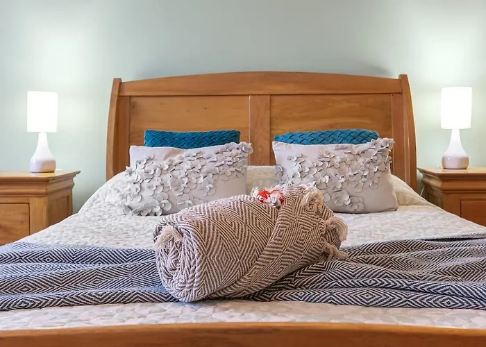 Spaceship 4 Luxury 4 Bedroom By Altoluxoexperience Short Lets & Serviced With Free Wifi & Parking *