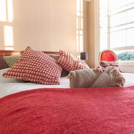 Apartment Spaceship 4 Luxury 4 Bedroom By Altoluxoexperience Short Lets & Serviced With Free Wifi & Parking *