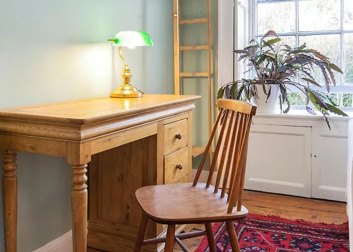 Spaceship 4 Luxury 4 Bedroom By Altoluxoexperience Short Lets & Serviced With Free Wifi & Parking Apartment Bristol